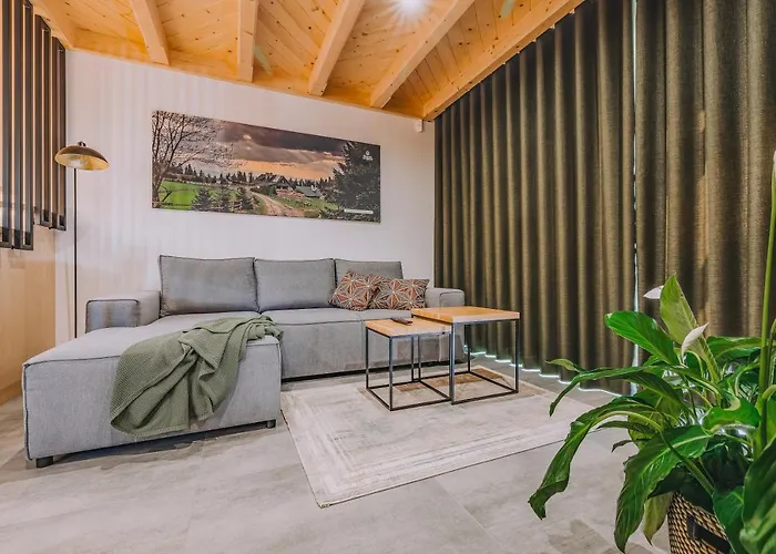 Slone Wzgorze Dağ evi