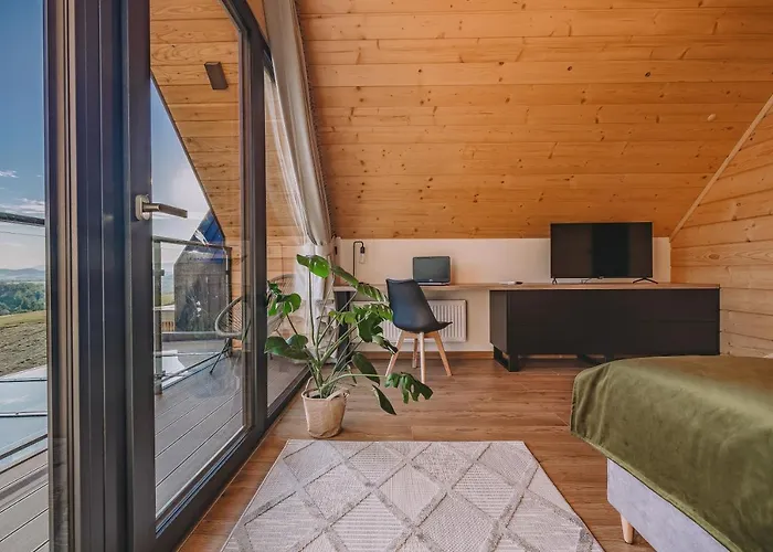 Slone Wzgorze Dağ evi