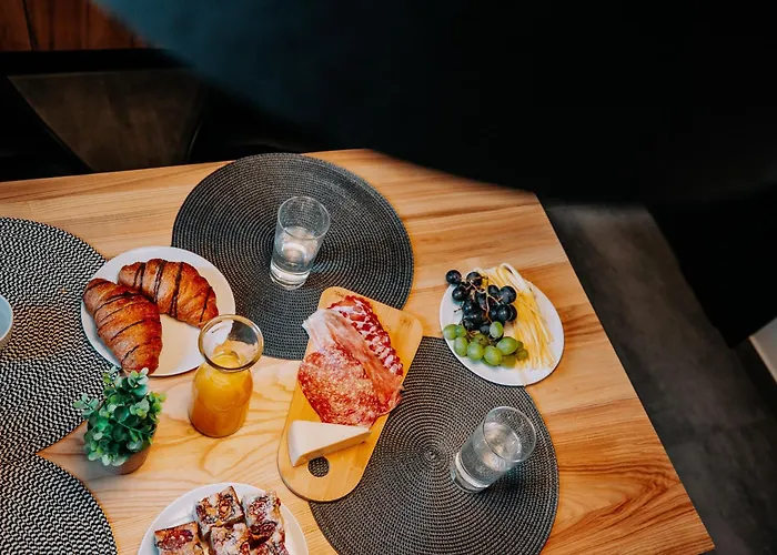 Slone Wzgorze Dağ evi