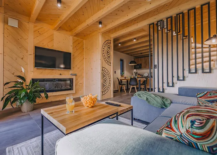 Slone Wzgorze Dağ evi *