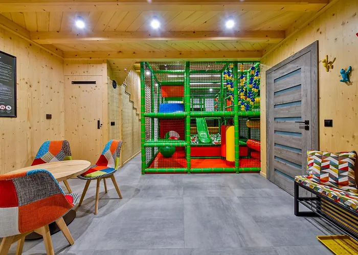 Slone Wzgorze Dağ evi